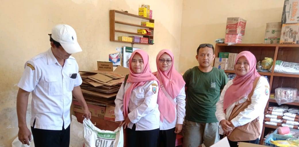 PENGAWASAN GULA KRISTAL RAVINASI DI PASAR DAERAH DAN RETAIL DI KABUPATEN REMBANG
