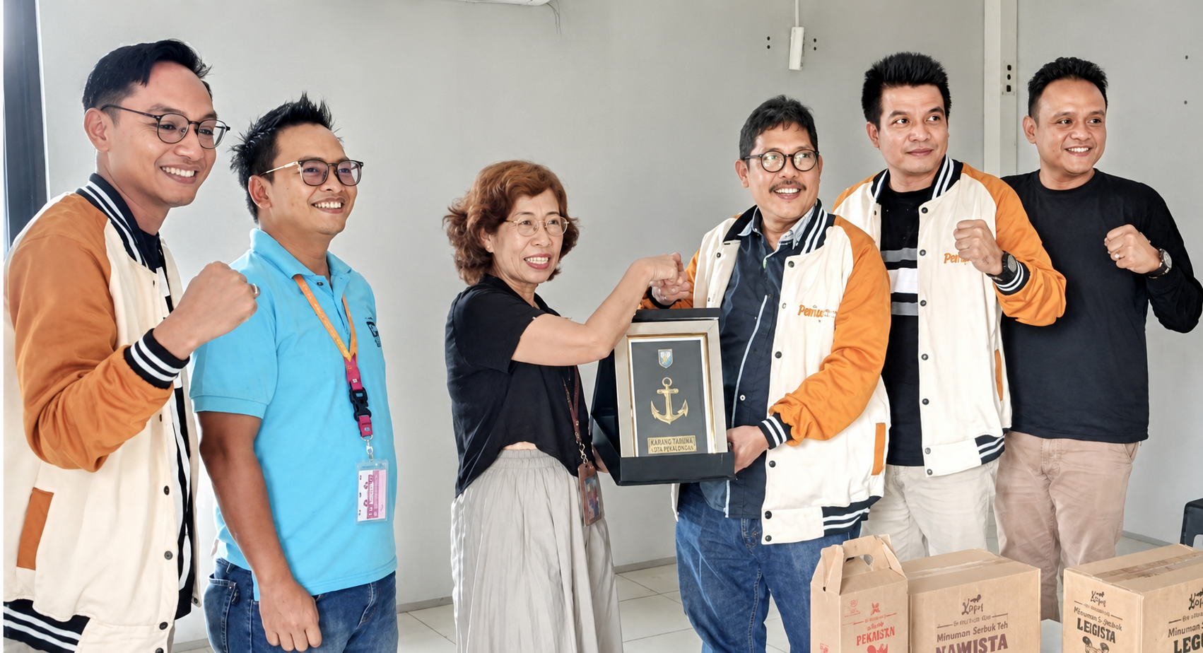 SIAPKAN KONSEP MODERN UNTUK PASAR KREATIF LASEM DINDAGKOPUKM STUDY TIRU KE PASAR PARAHYANGAN
