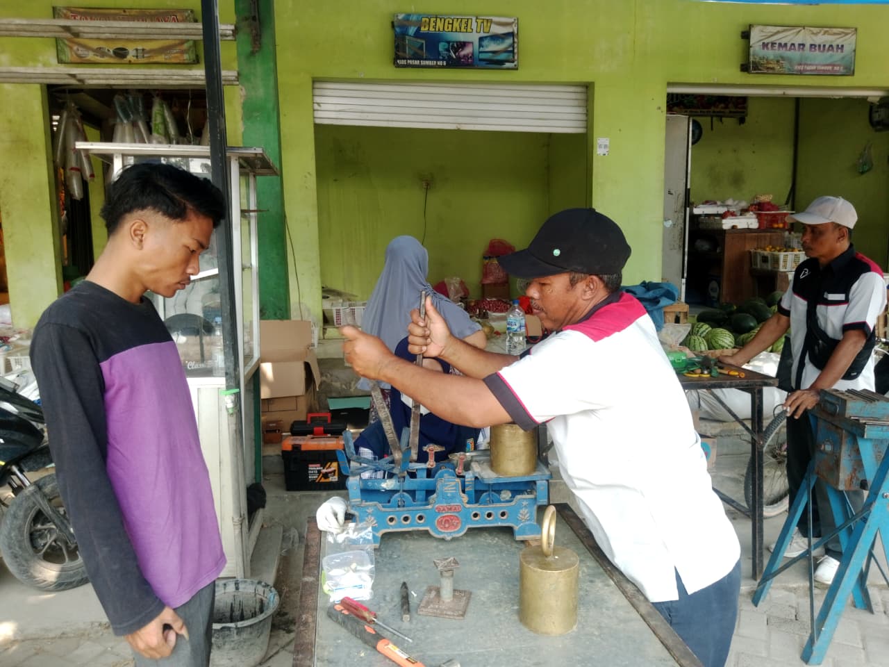 HANYA 31 UTTP YANG BISA DITERA, SIDANG TERA PASAR SUMBER BERJALAN LANCAR