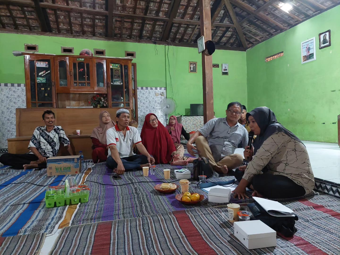 PENDAMPINGAN KOPERASI BERSAMA DENGAN MASYARAKAT PETANI PENGOLAH GARAM