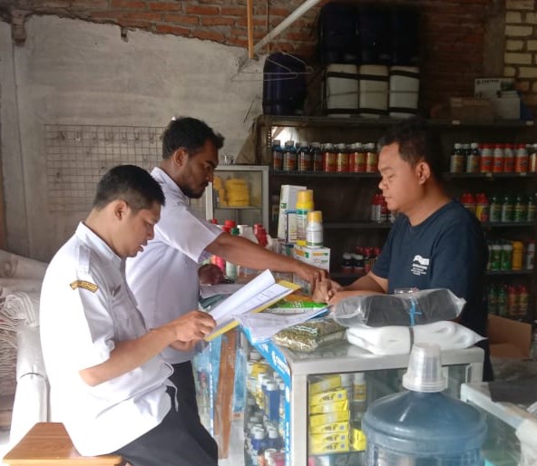 DINDAKOPUKM MONITORING PUPUK BERSUBSIDI DI WILAYAH KECAMATAN SEDAN